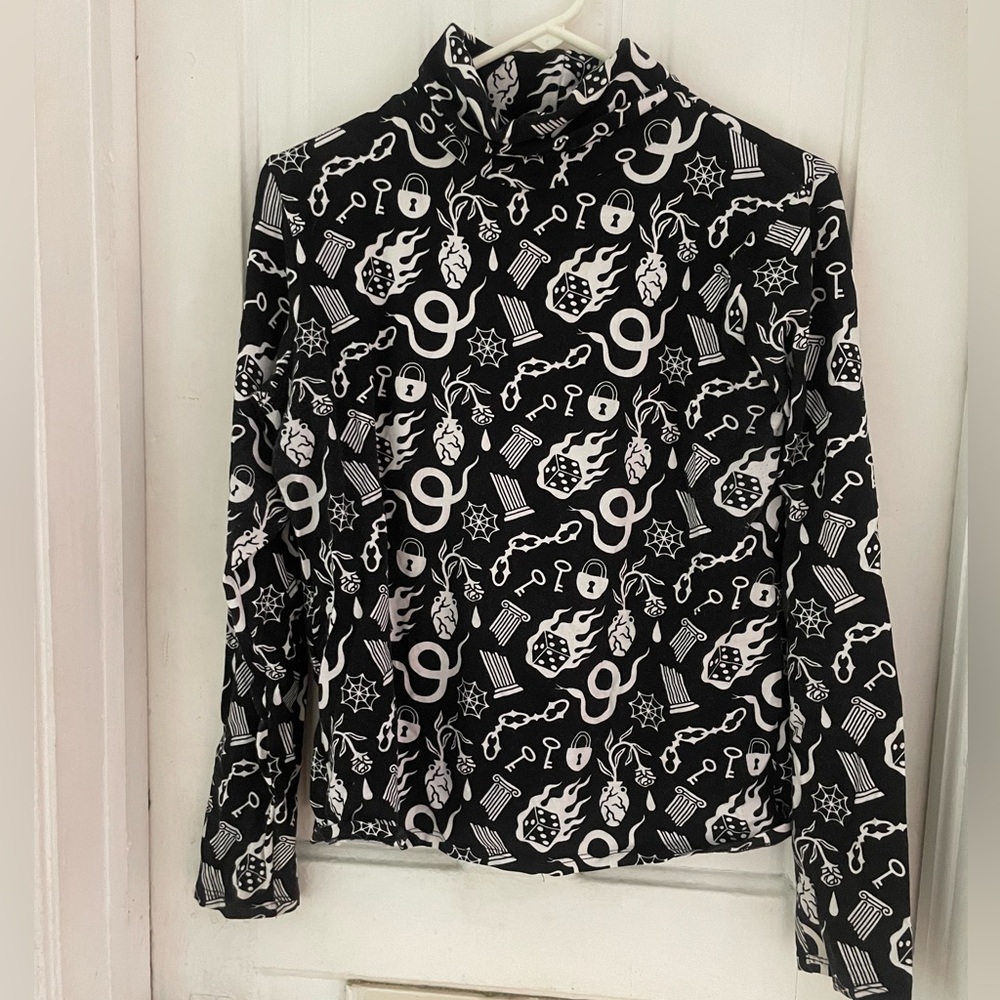 Nooworks Turtleneck Discontinued While Oden Sleeps print